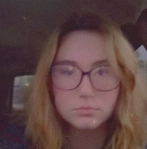 Meet your Posher, Caitlyn